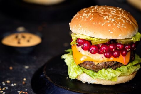 Chili-Burger mit CheddarChili_Gaumenpoesie_quer